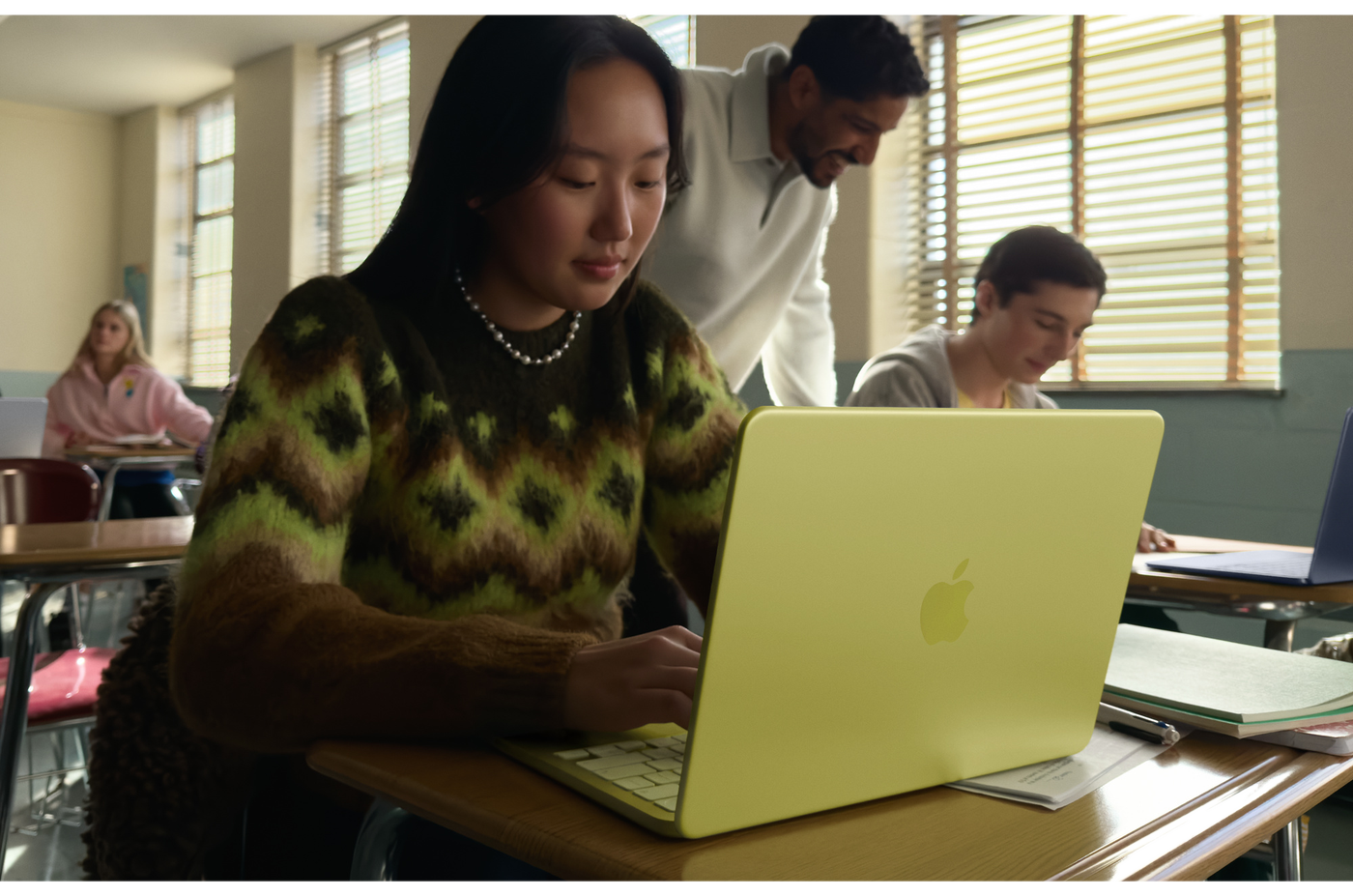 Apple MacBook Neo (2026) Touch ID — Jaune agrume · 8 Go / 512 Go (MHFE4FN/A) — vue clavier